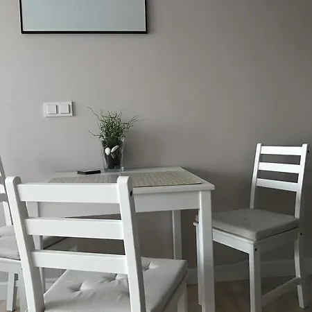 Przasnyska 7 Varsovie